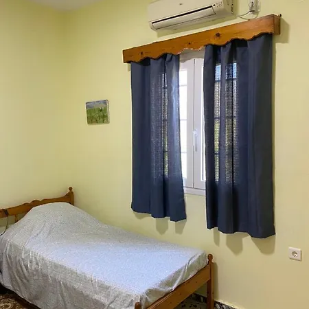 The Palace In * 아기아 마리나