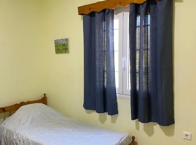 The Palace In * اجيا مارينا